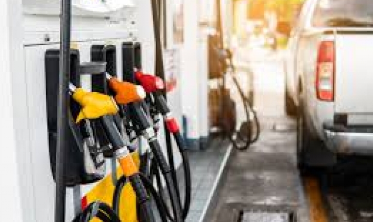 Combustíveis: Alívio para consumidor só a partir do mês de abril