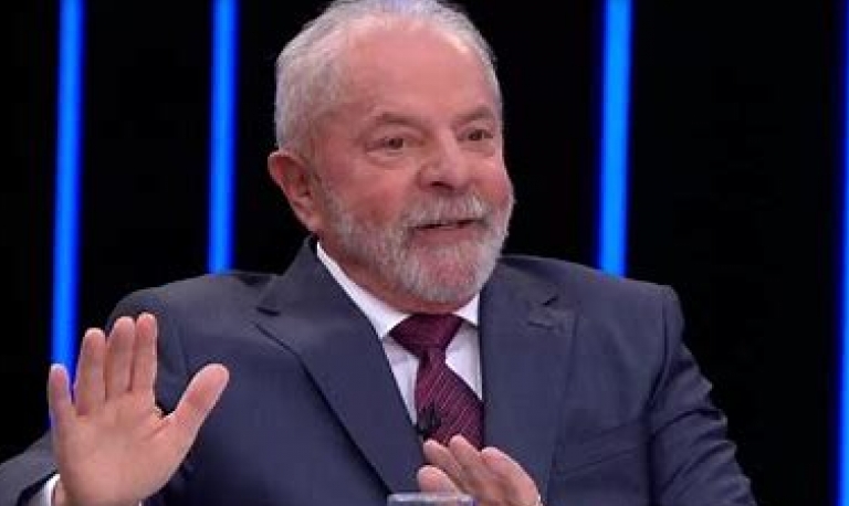 Lula admite corrupção na Petrobras, e Bolsonaro critica ação contra empresários