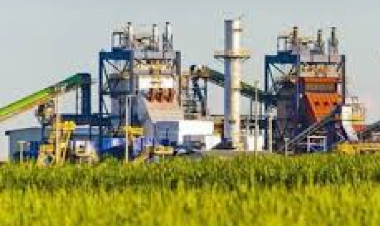 Mais de 15 usinas de etanol estão em construção no Brasil
