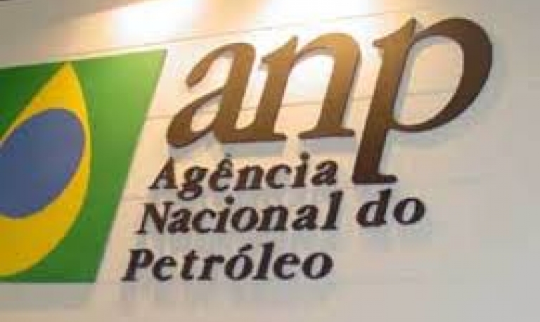 ANP atualiza modelo de placa para cumprimento do Decreto da Transparência ( 10.634)  nos combustíveis; confira!