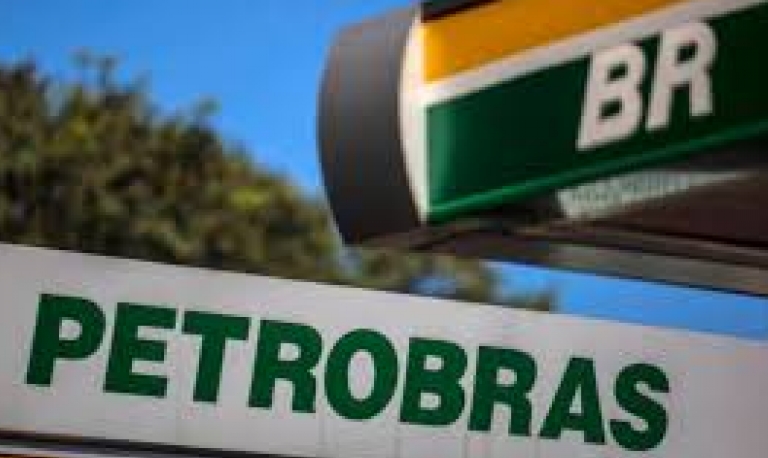 Petrobras registra queda de 4,5% na produção e recuo na venda de combustíveis no primeiro trimestre