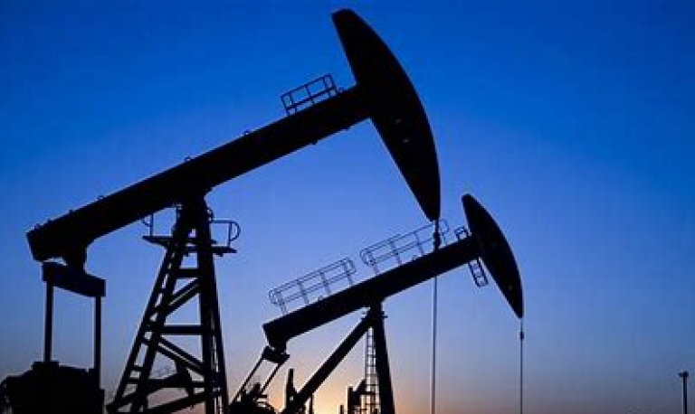 Petróleo recua com relatos de que a Opep+ não deve reduzir produção