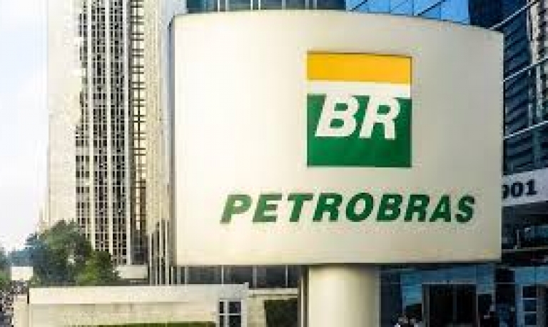 Petrobras anuncia início de fase vinculante para venda de mais 3 refinarias