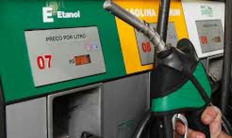 3 motivos para seguir comprado no etanol, mesmo com a chegada dos carros elétricos