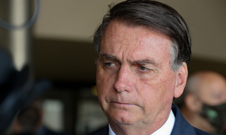 Bolsonaro vai a posto para fiscalizar preços dos combustíveis e diz esperar novas reduções