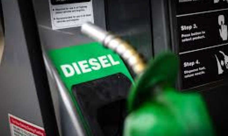 Preço do diesel segue em alta três semanas após isenção de impostos federais