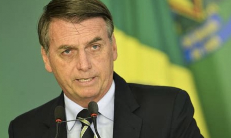Bolsonaro sanciona projeto que determina alíquota única no ICMS de combustíveis