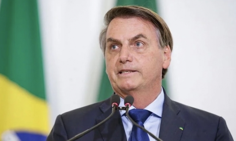 Bolsonaro: nota fiscal confirma bitributação do combustível em posto de gasolina